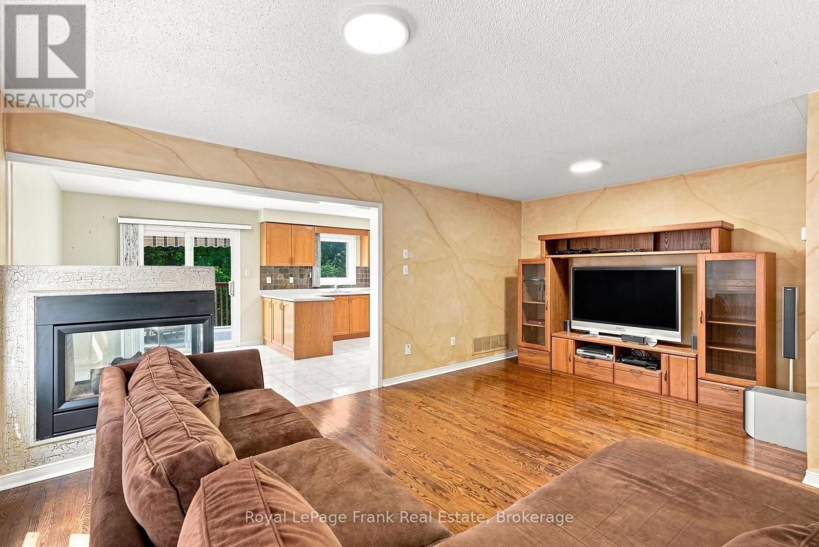 69 Alberta Drive, Vaughan, Ontario  L4K 4X4 - Photo 12 - N13671292