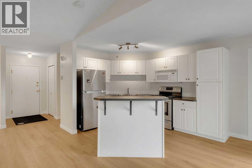 307, 1307 Valleyview Park Se, Calgary, Alberta  T2B 3R6 - Photo 9 - A2336253