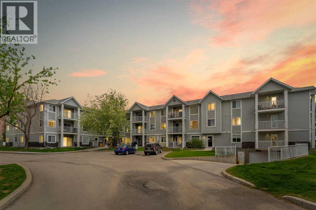 307, 1307 Valleyview Park Se, Calgary, Alberta  T2B 3R6 - Photo 2 - A2336253