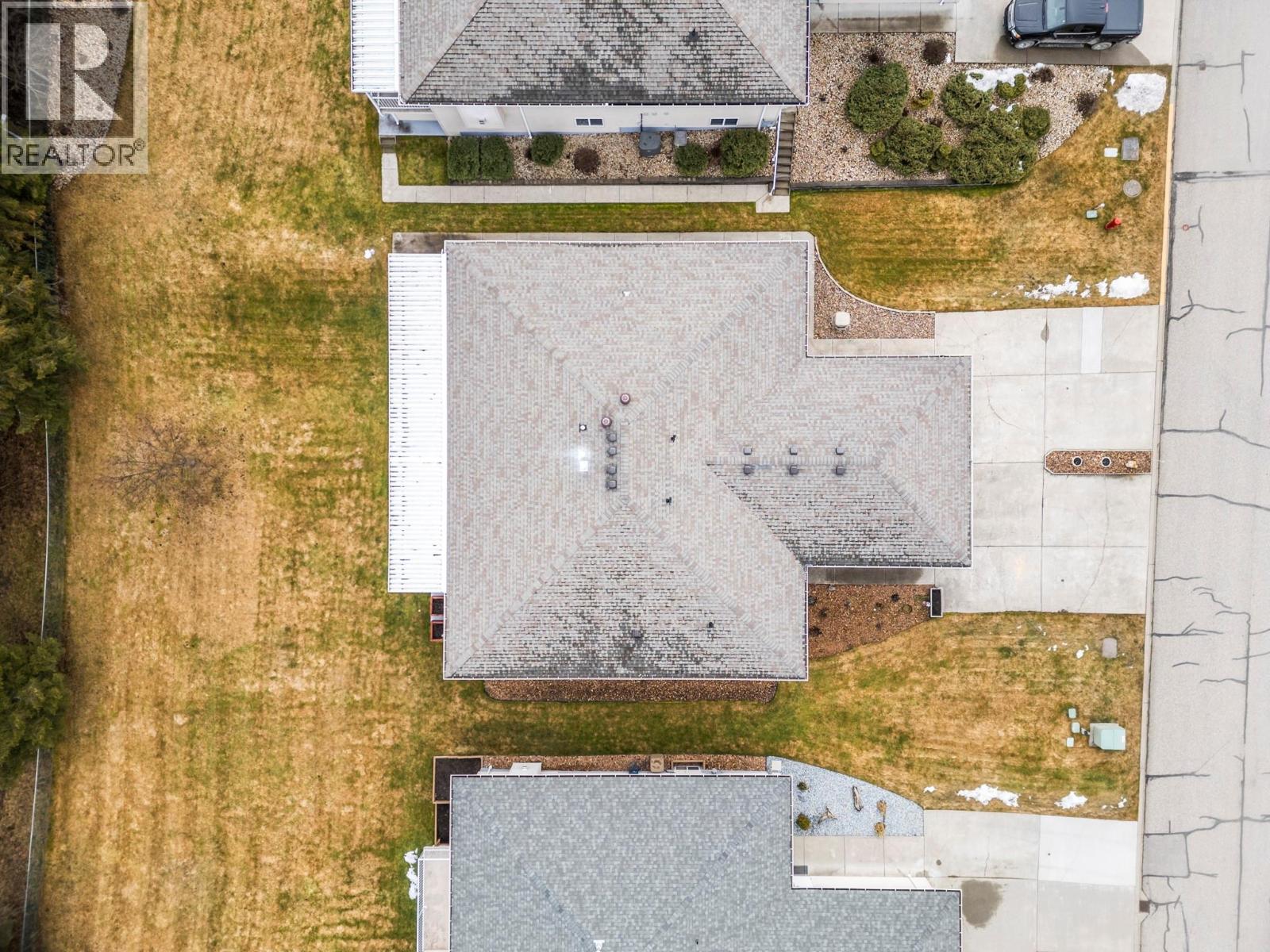 2675 Pine Avenue Unit# 54, Lumby, British Columbia  V0E 2G5 - Photo 59 - 10394322