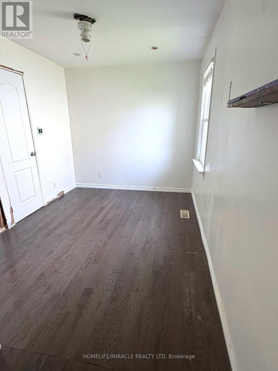 373 Drew Street E, Oshawa, Ontario  L1H 5B4 - Photo 6 - E13626076