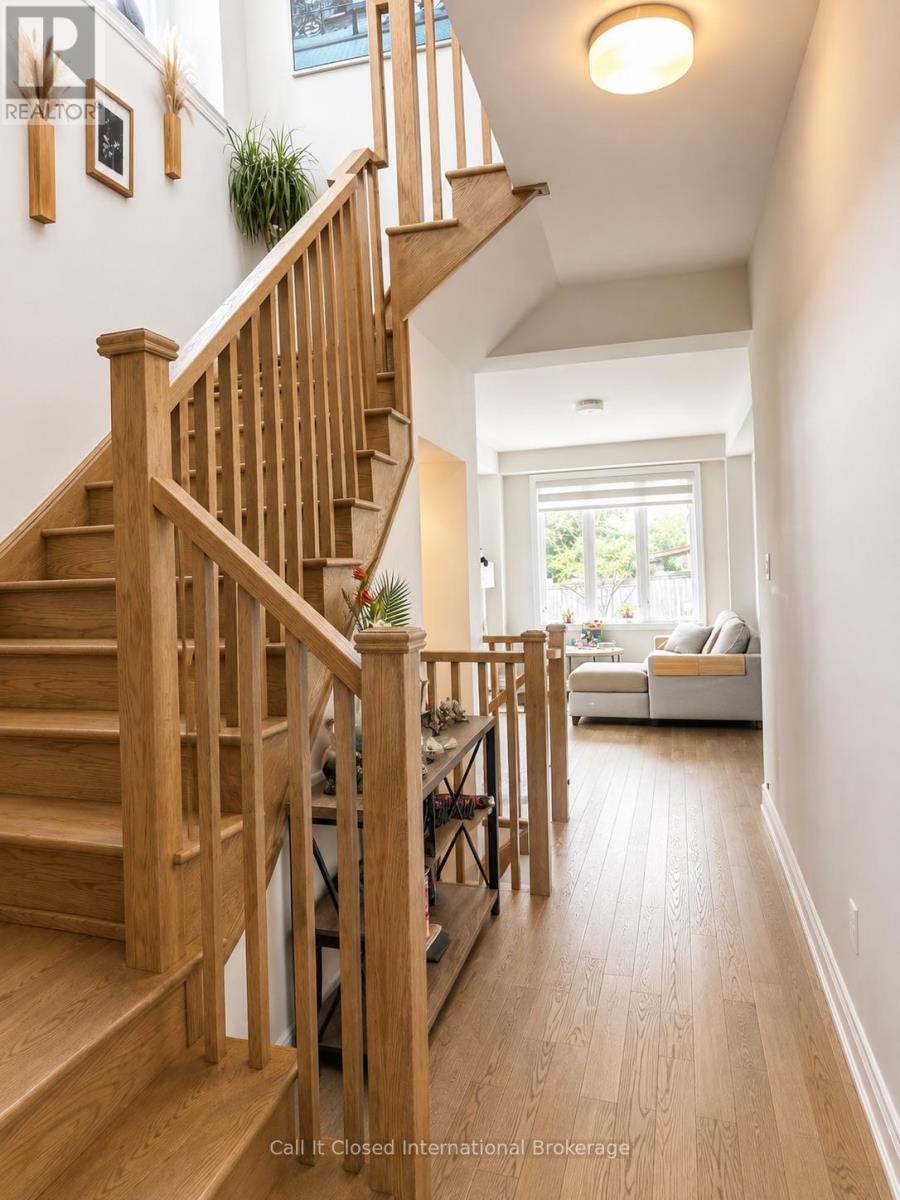 1 - 2745 Westoak Trails Boulevard, Oakville, Ontario  L6M 5T1 - Photo 18 - W13678104