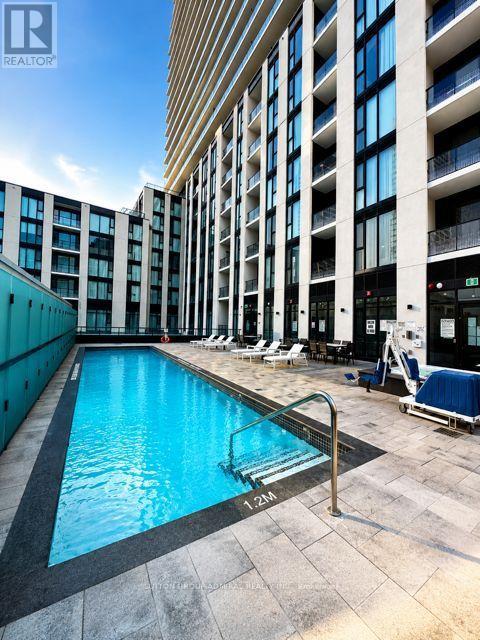 Th10 - 5858 Yonge Street, Toronto, Ontario  M2M 0C6 - Photo 46 - C13680968