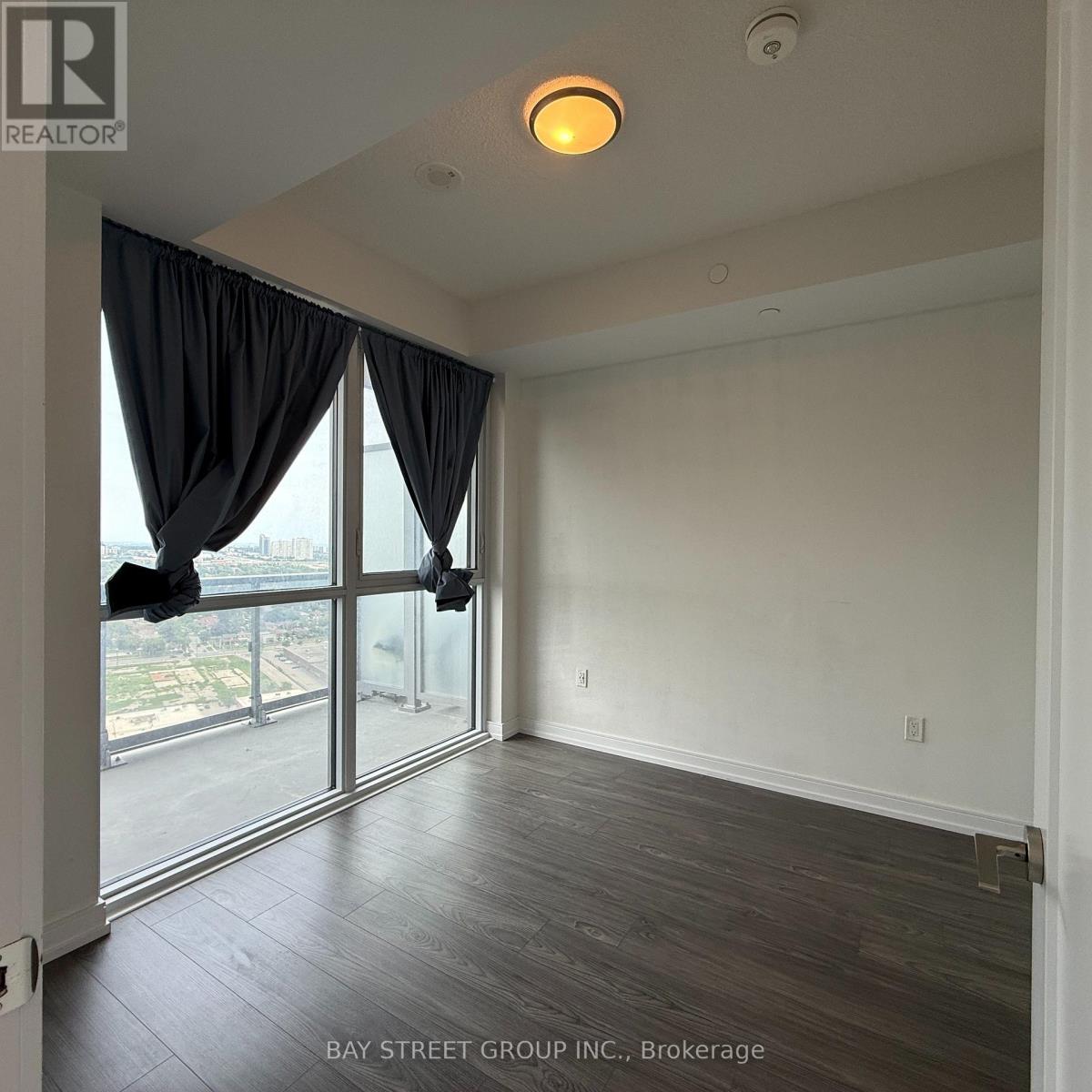 2901 - 225 Village Green Square, Toronto, Ontario  M1S 0K6 - Photo 12 - E13680976