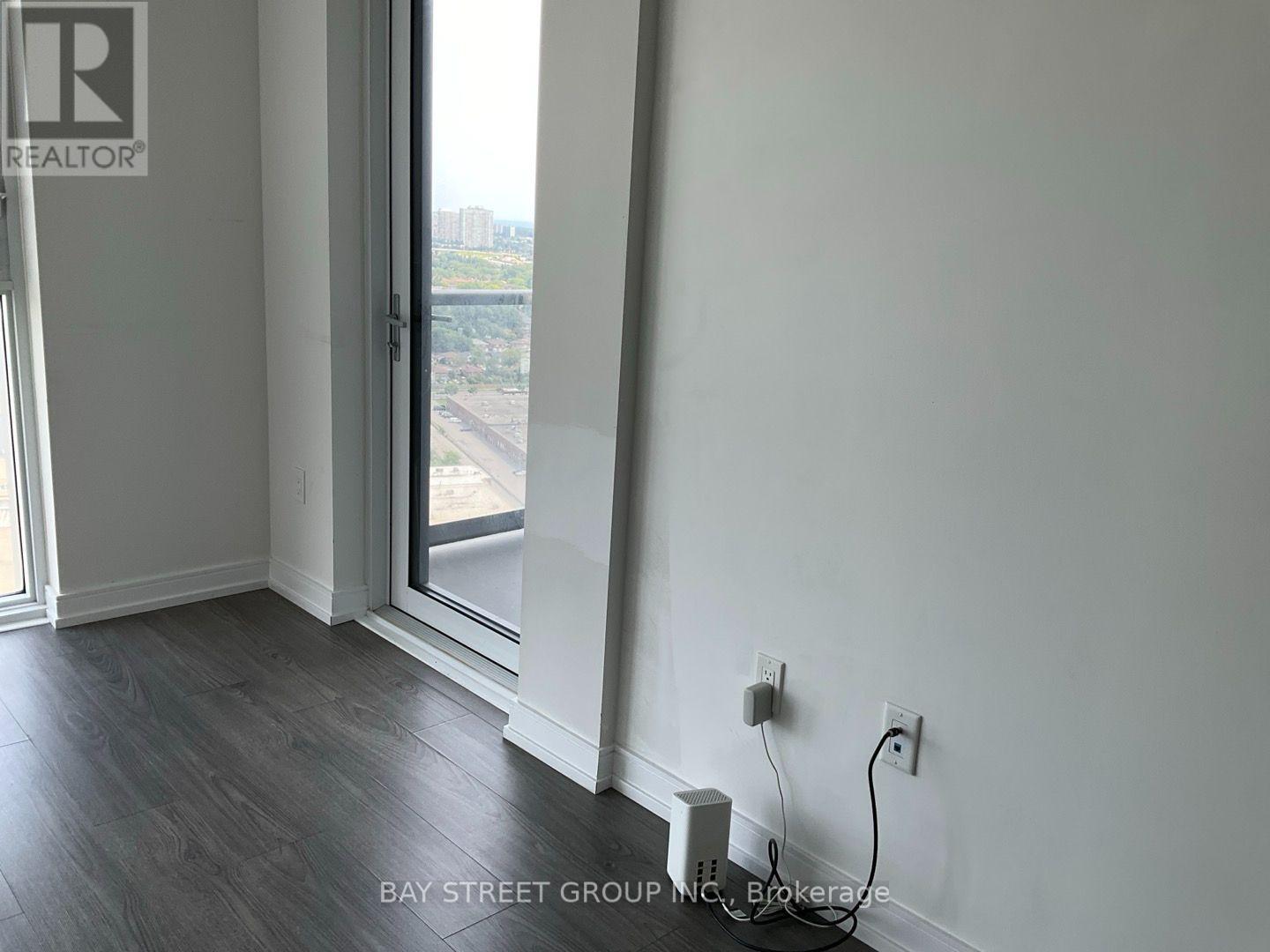 2901 - 225 Village Green Square, Toronto, Ontario  M1S 0K6 - Photo 13 - E13680976
