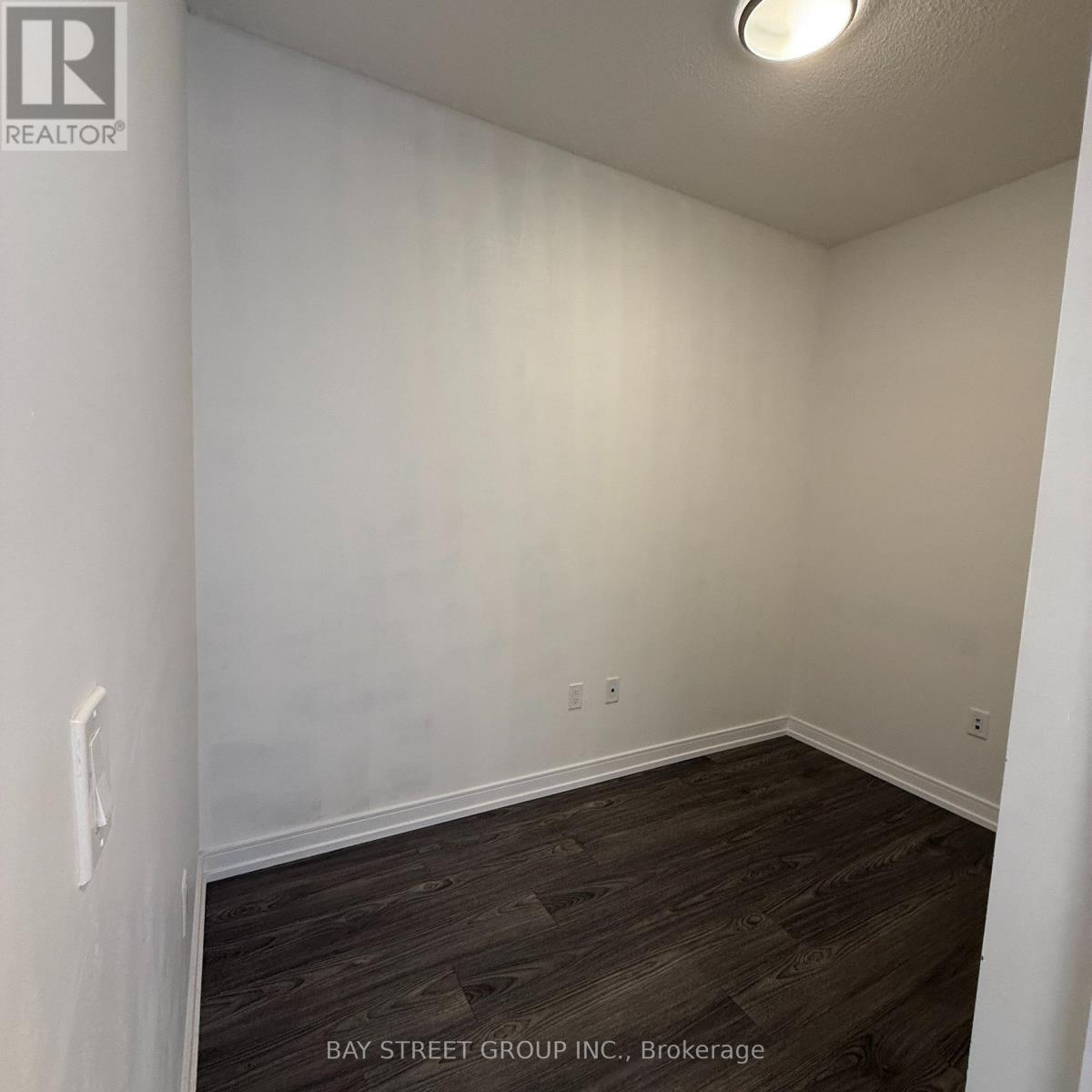 2901 - 225 Village Green Square, Toronto, Ontario  M1S 0K6 - Photo 15 - E13680976