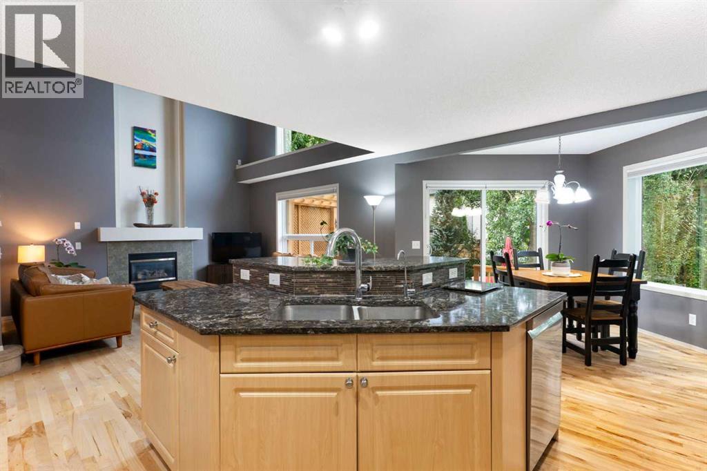 131 Valley Stream Close NW, Calgary, Alberta  T3B 5V7 - Photo 20 - A2337160