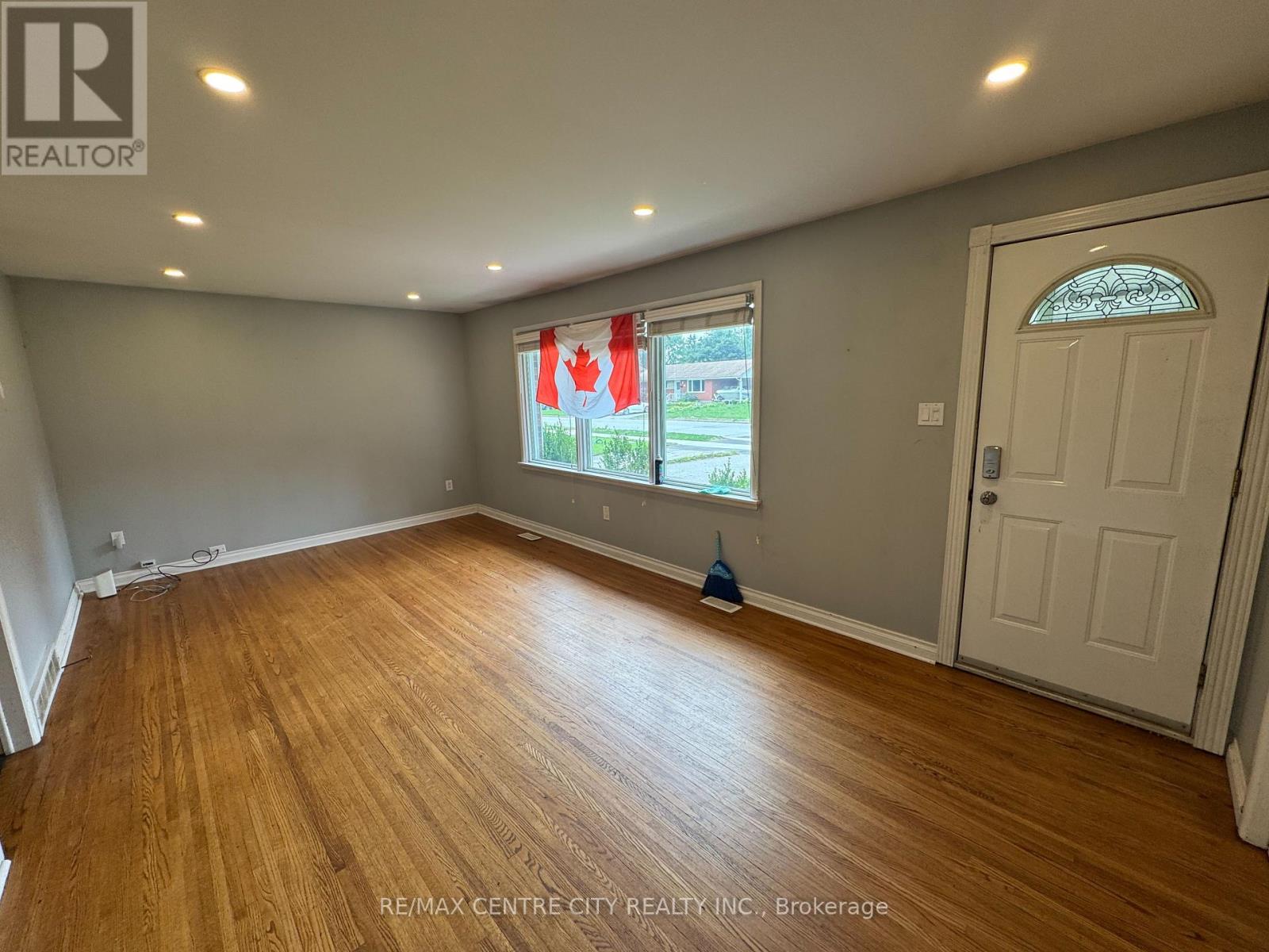 10 Tewksbury Crescent, London East, Ontario  N5V 2M8 - Photo 6 - X13681012