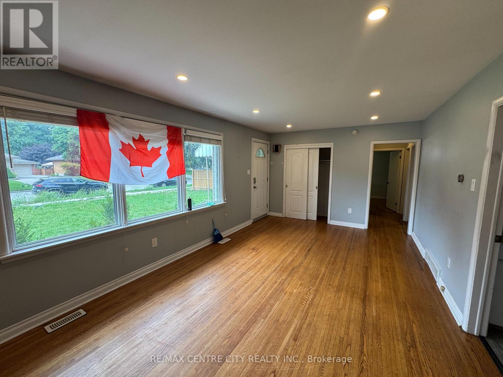 10 Tewksbury Crescent, London East, Ontario  N5V 2M8 - Photo 8 - X13681012