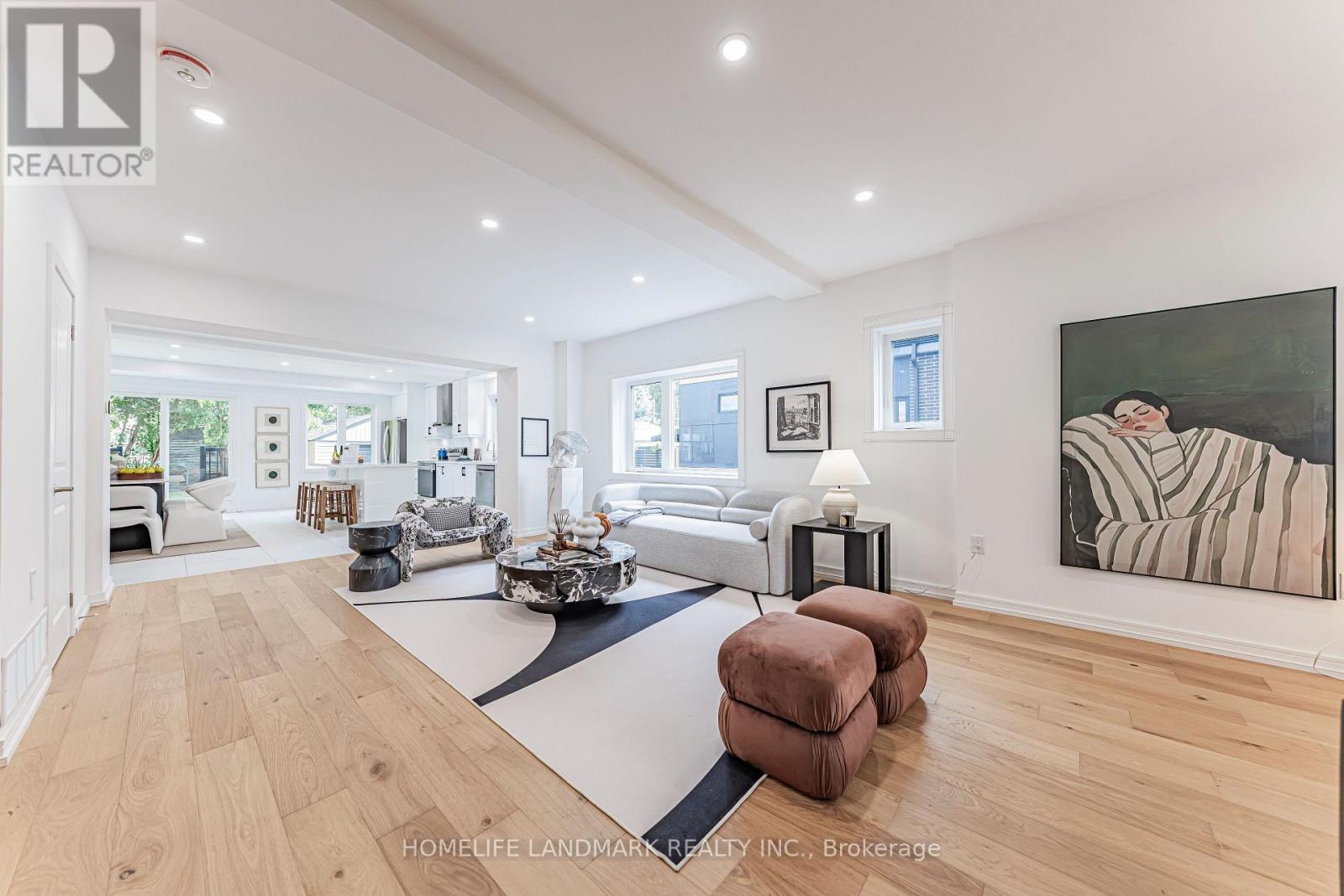 88 Waniska Avenue, Toronto, Ontario  M8Y 1R3 - Photo 3 - W13665140