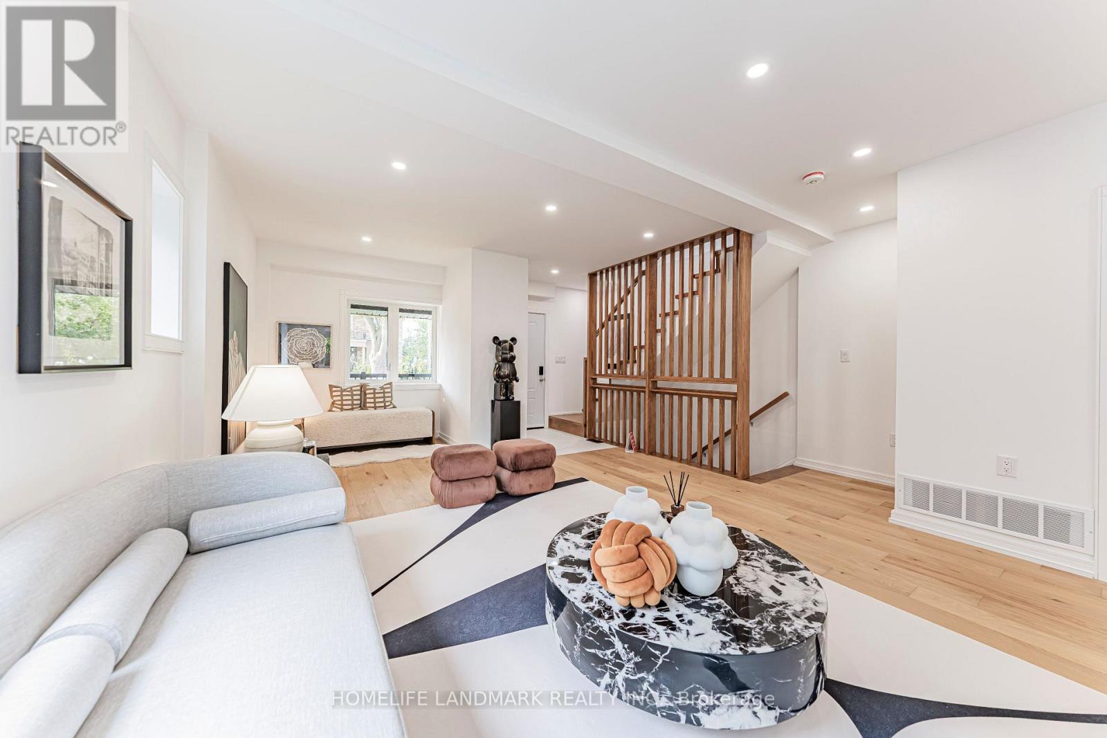 88 Waniska Avenue, Toronto, Ontario  M8Y 1R3 - Photo 6 - W13665140