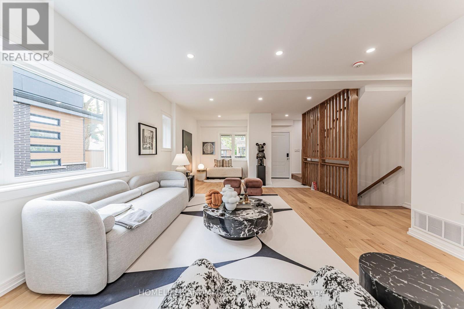 88 Waniska Avenue, Toronto, Ontario  M8Y 1R3 - Photo 5 - W13665140