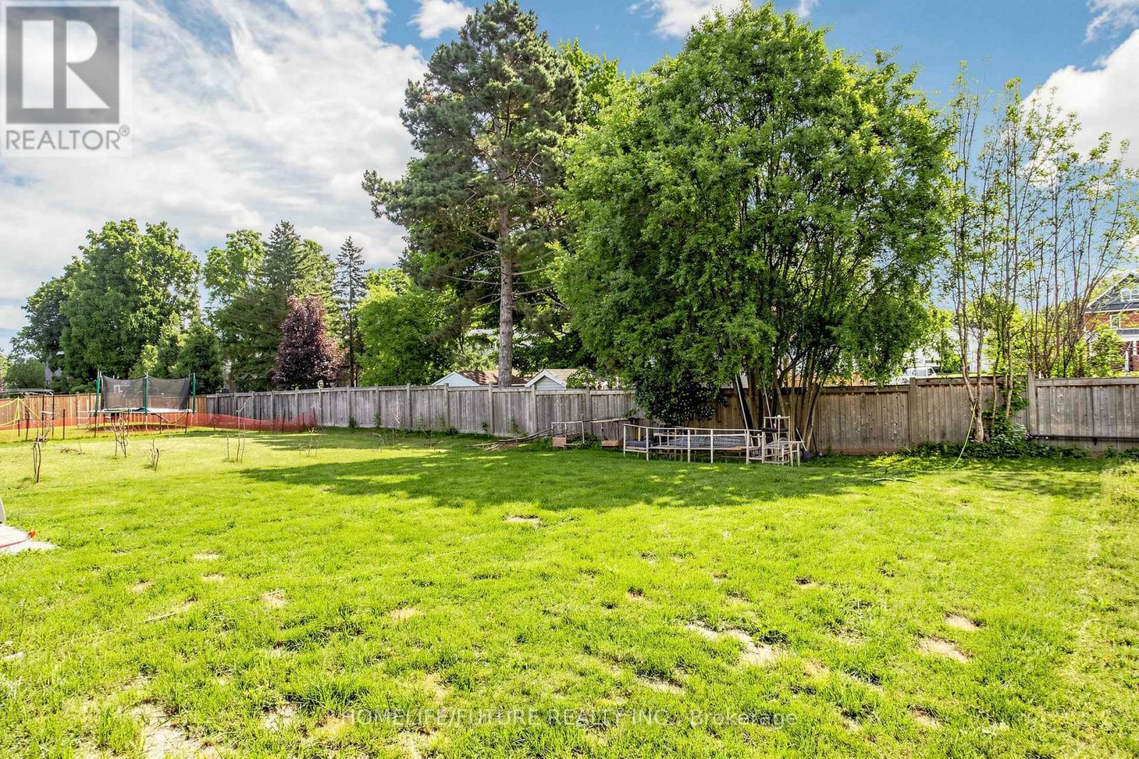 253 Danny Wheeler Boulevard, Georgina, Ontario  L4P 0J9 - Photo 46 - N13680996