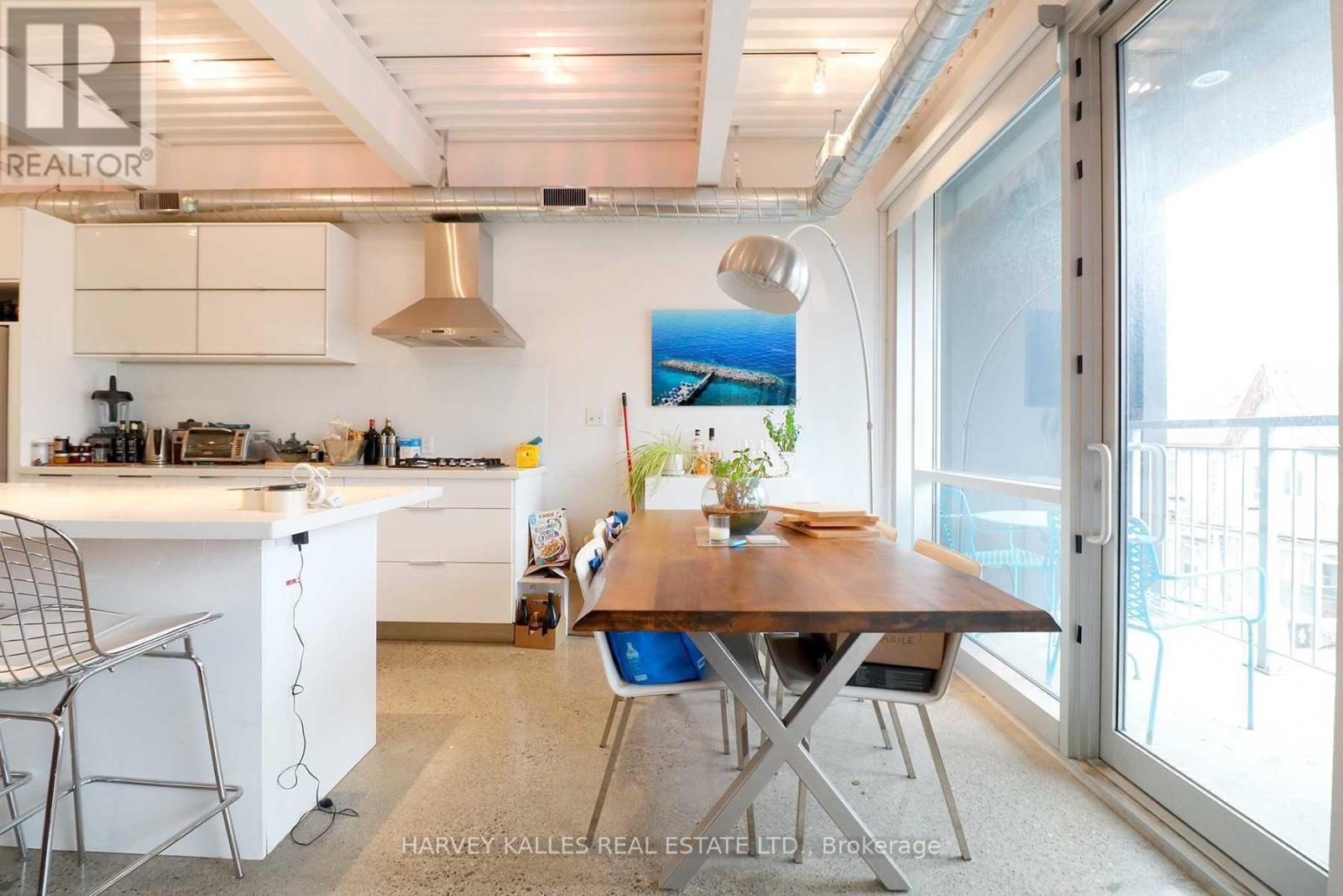 Ph3a - 214 Bathurst Street, Toronto, Ontario M5T 2R9 - Photo 13 - C13668150