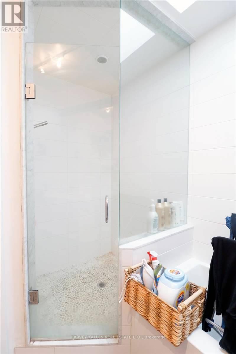 Ph3a - 214 Bathurst Street, Toronto, Ontario M5T 2R9 - Photo 19 - C13668150