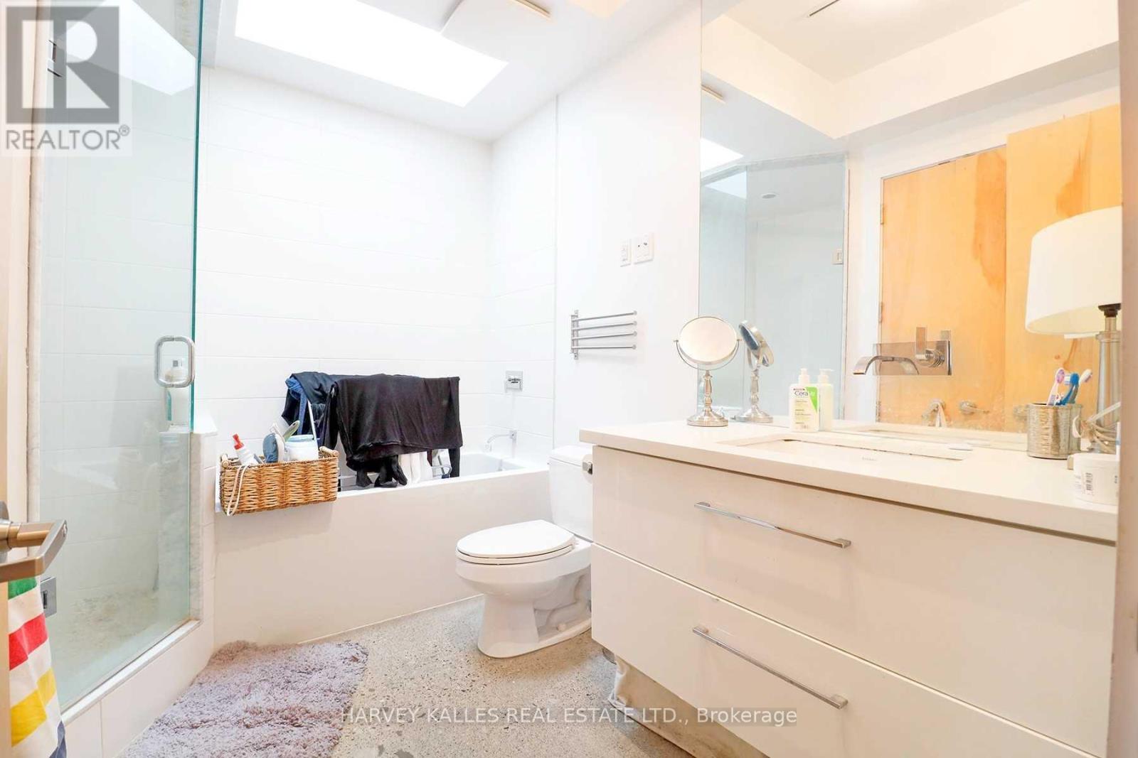 Ph3a - 214 Bathurst Street, Toronto, Ontario M5T 2R9 - Photo 18 - C13668150