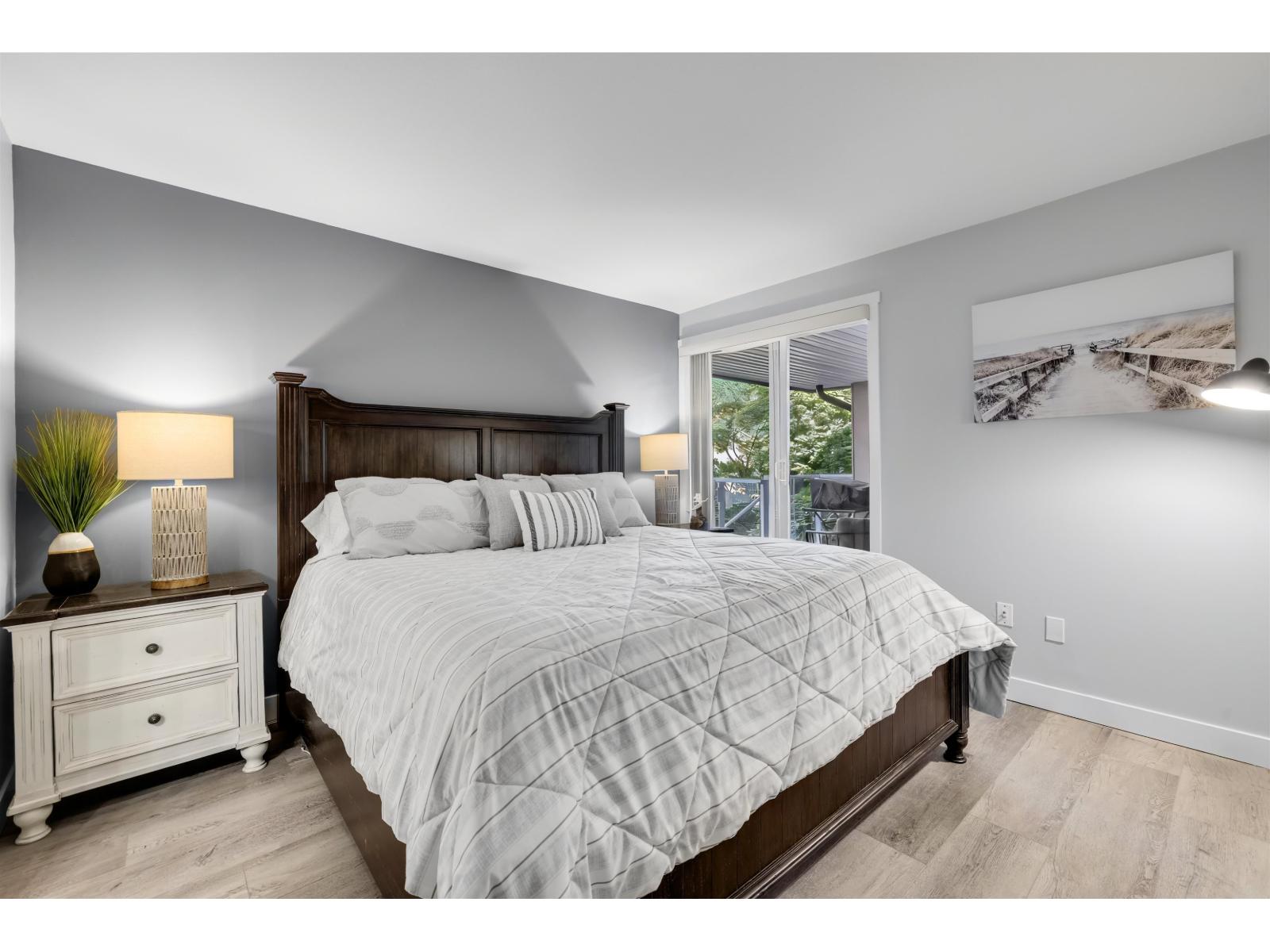 105 15717 Marine Drive, White Rock, British Columbia  V4B 1E4 - Photo 13 - R3155262