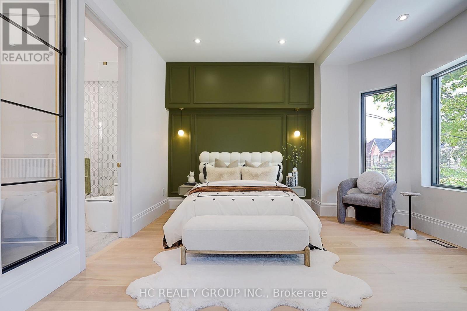 385 Manning Avenue, Toronto, Ontario  M6G 2V6 - Photo 15 - C13680640