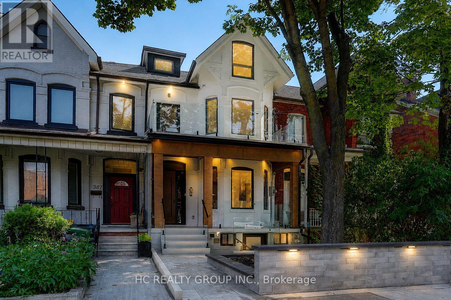 385 MANNING AVENUE, Toronto, Ontario