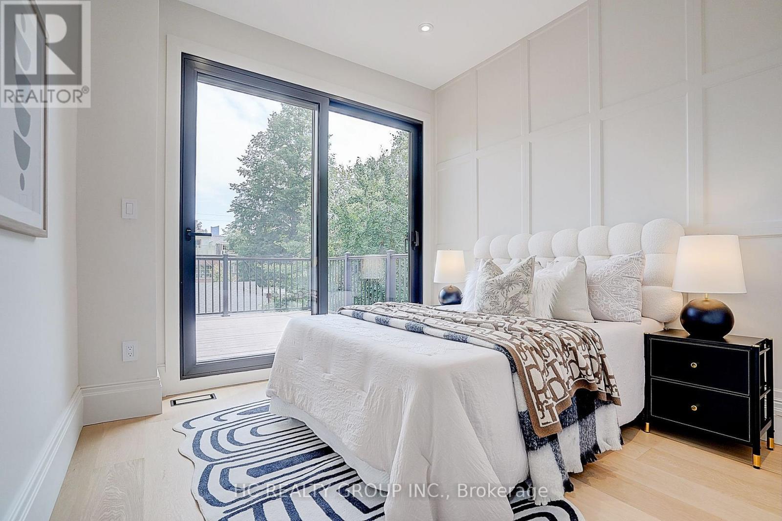 385 Manning Avenue, Toronto, Ontario  M6G 2V6 - Photo 19 - C13680640