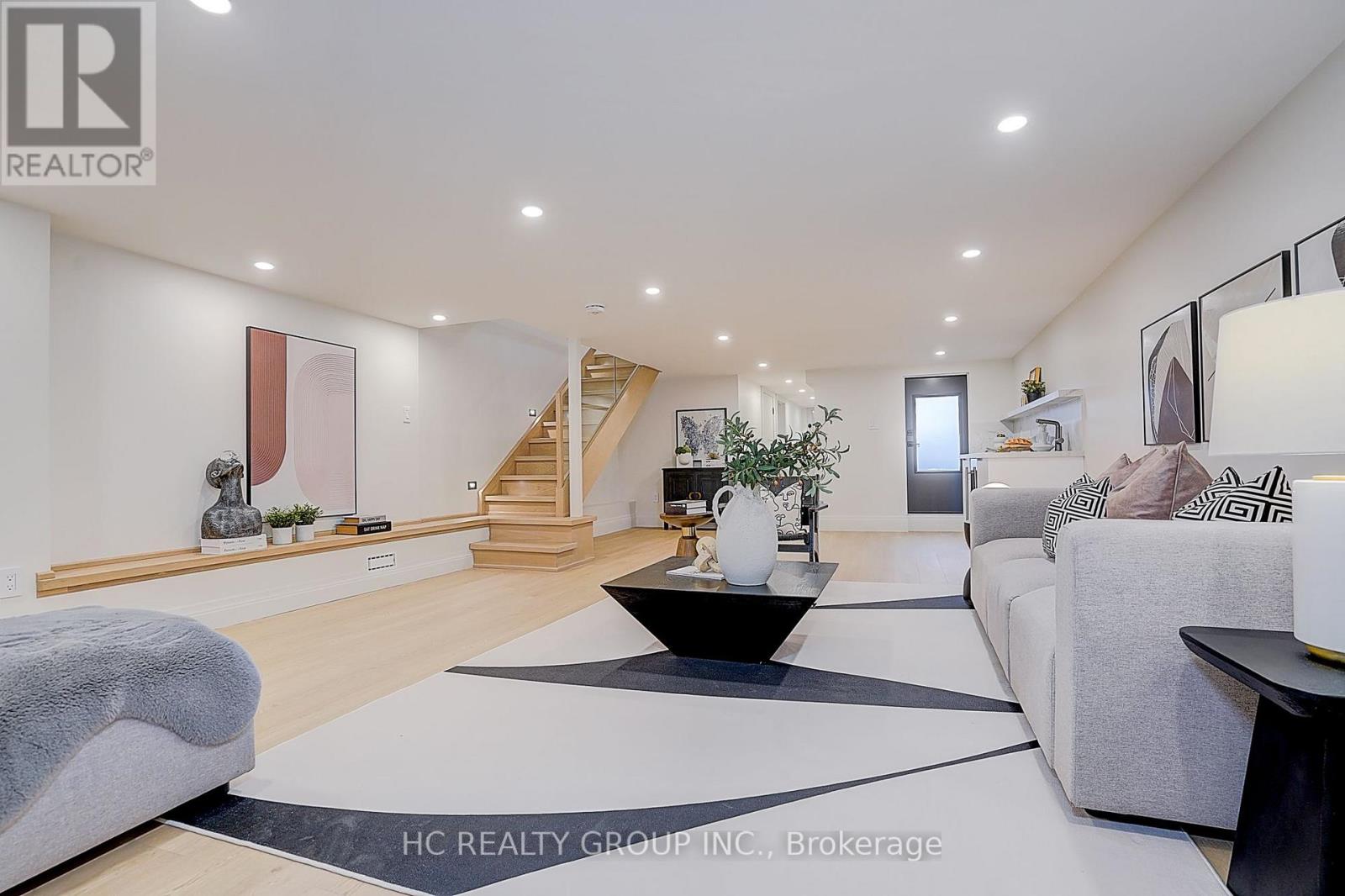385 Manning Avenue, Toronto, Ontario  M6G 2V6 - Photo 28 - C13680640