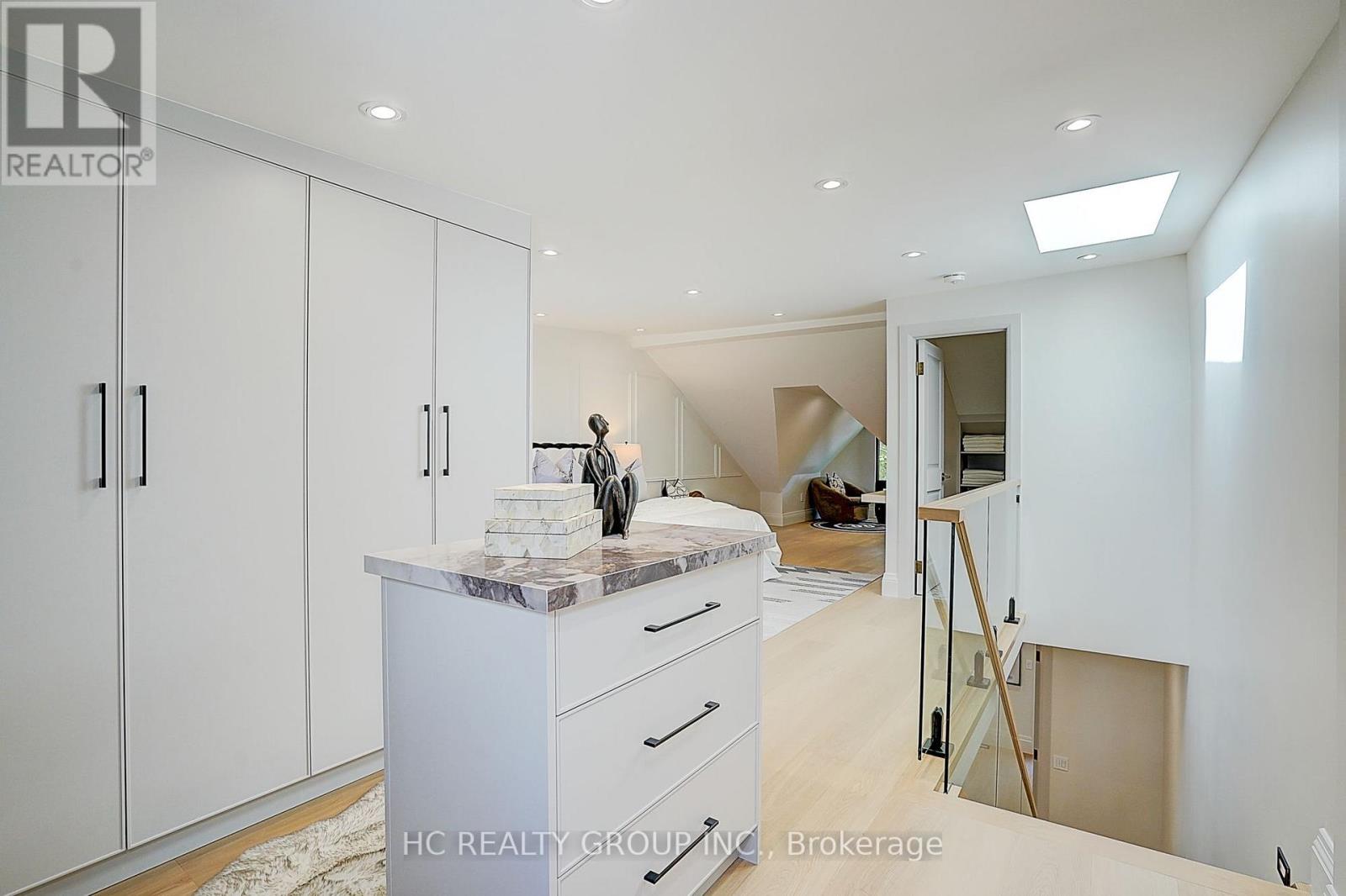 385 Manning Avenue, Toronto, Ontario  M6G 2V6 - Photo 25 - C13680640