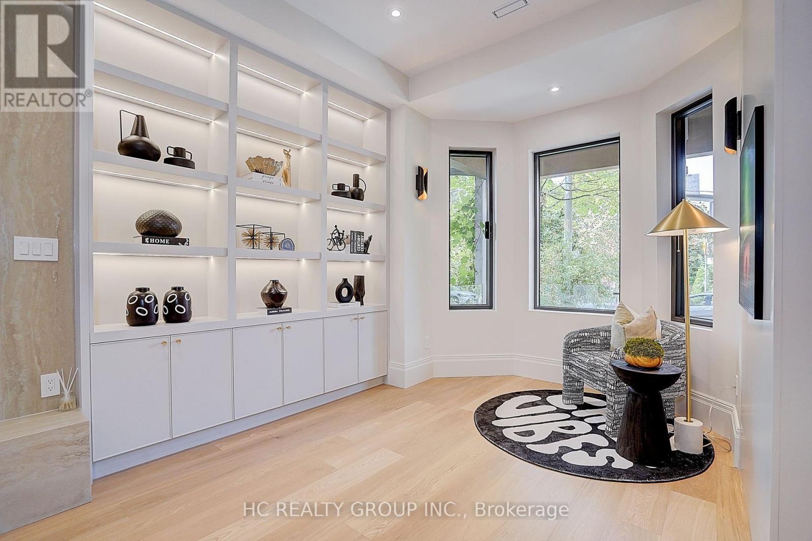 385 Manning Avenue, Toronto, Ontario  M6G 2V6 - Photo 6 - C13680640