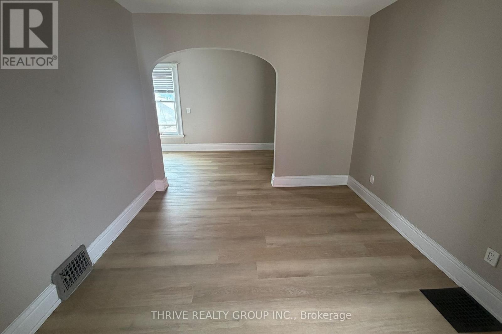 Upper - 642 Richmond Street, London East, Ontario  N6A 3G6 - Photo 3 - X13652776