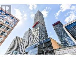 710 - 8 EGLINTON AVENUE E, Toronto, Ontario
