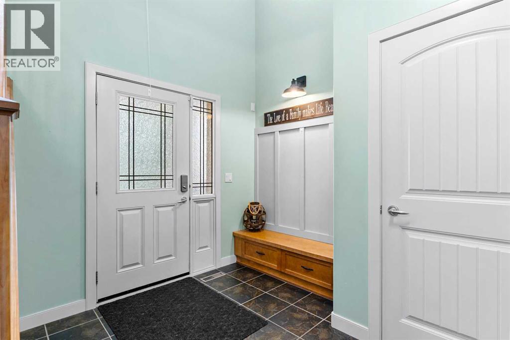 19 Sunset Circle, Cochrane, Alberta  T4C 0C3 - Photo 3 - A2336278