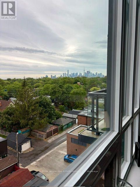 630 Greenwood Avenue, Toronto, Ontario  M4J 0A8 - Photo 12 - E13681034