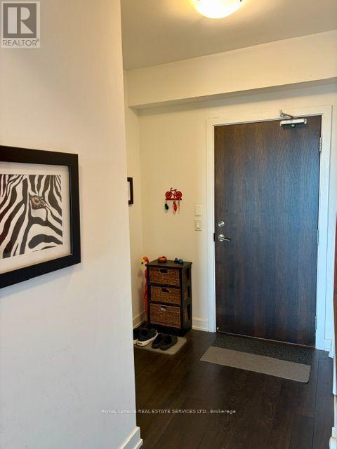 630 Greenwood Avenue, Toronto, Ontario  M4J 0A8 - Photo 2 - E13681034