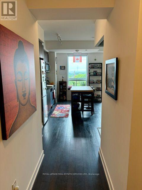 630 Greenwood Avenue, Toronto, Ontario  M4J 0A8 - Photo 3 - E13681034