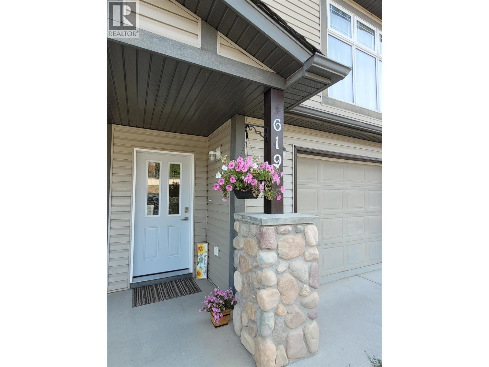 619 10th Avenue, Invermere, British Columbia  V0A 1K0 - Photo 38 - 10397627