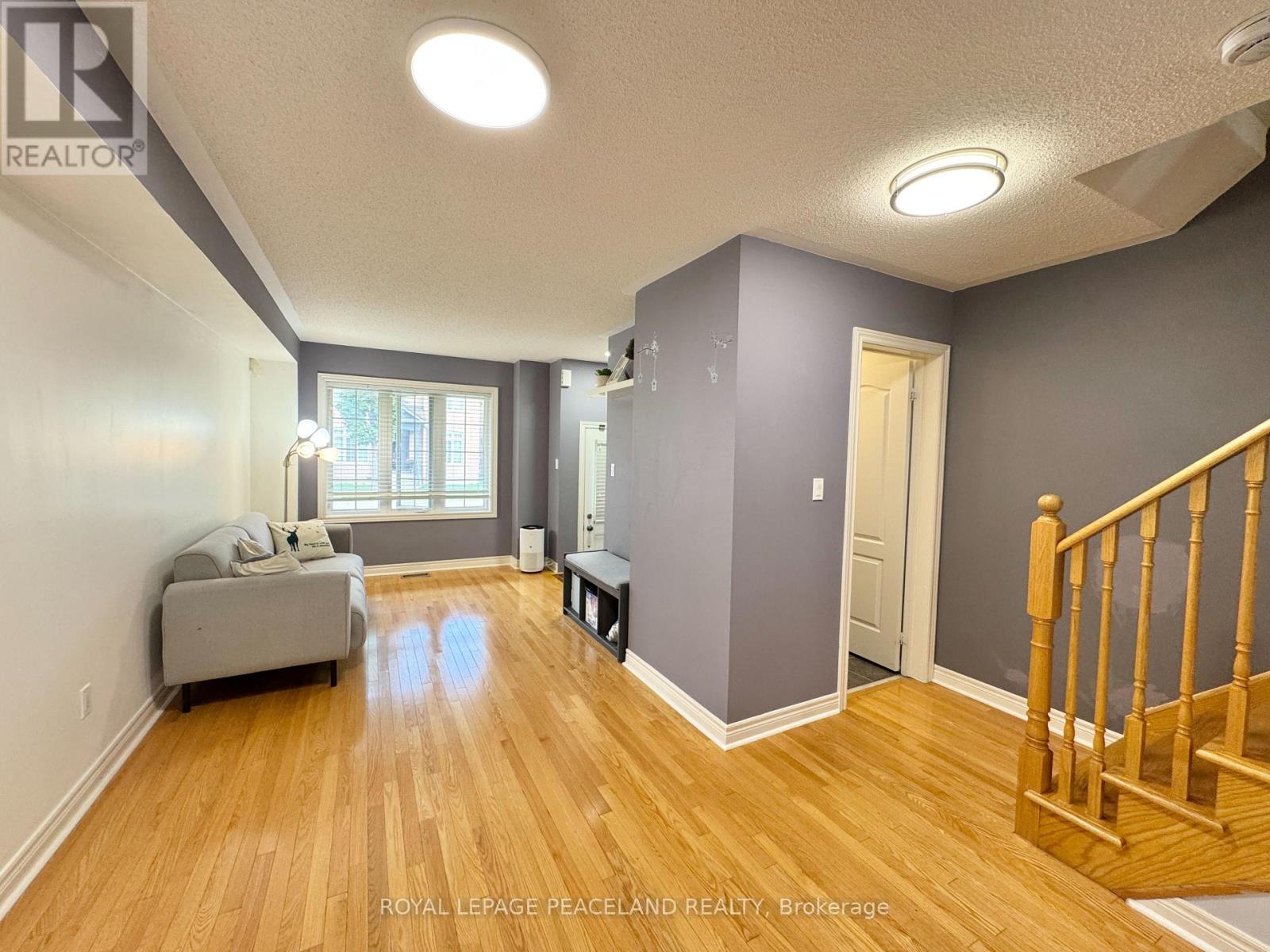 507 White's Hill Avenue, Markham, Ontario  L6B 0J8 - Photo 7 - N13681014