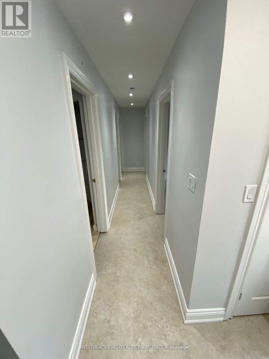 Main - 53 Belfry Drive, Newmarket, Ontario  L3Y 3E9 - Photo 11 - N13681044