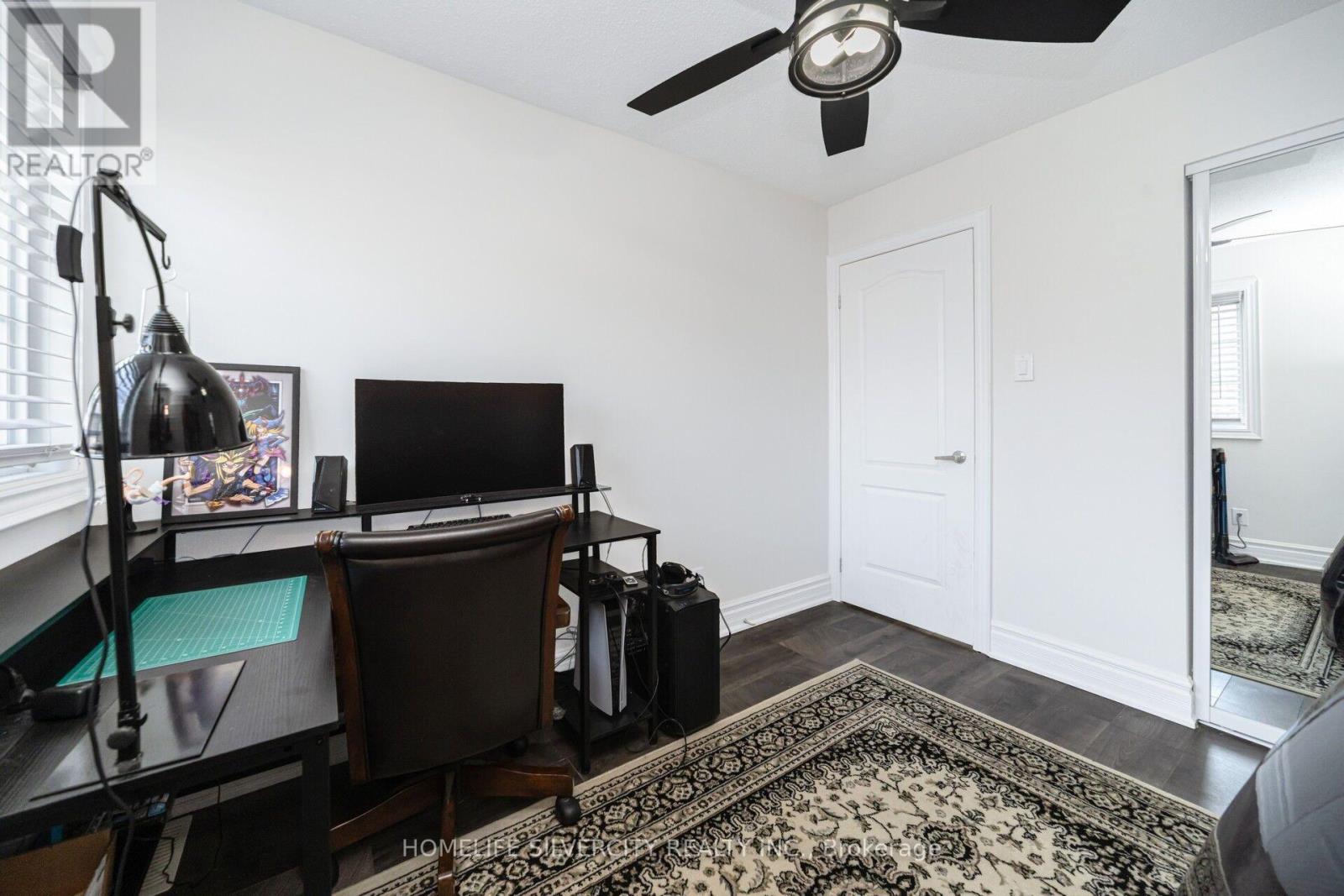 3 Hapsbury Square, Brampton, Ontario  L6S 1Y7 - Photo 22 - W13681018