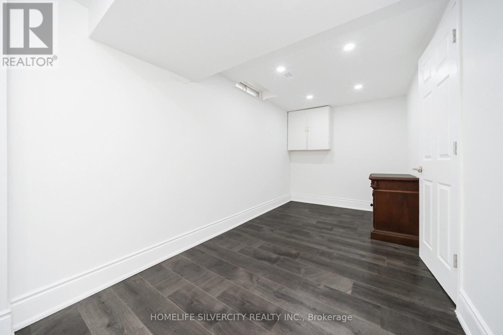 3 Hapsbury Square, Brampton, Ontario  L6S 1Y7 - Photo 34 - W13681018