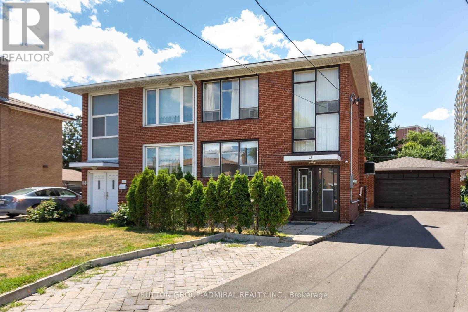 17 PAMILLE PLACE, Toronto, Ontario
