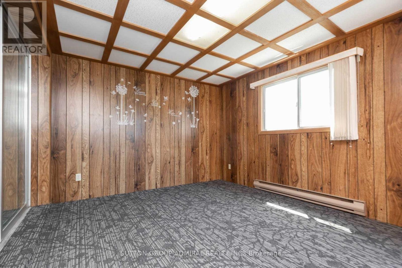 17 Pamille Place, Toronto, Ontario  M6M 3A9 - Photo 21 - W13681024