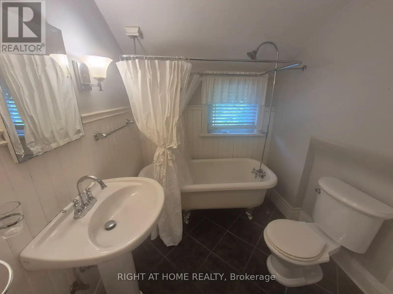 755 Maple Avenue, Burlington, Ontario  L7S 2K1 - Photo 14 - W13681026