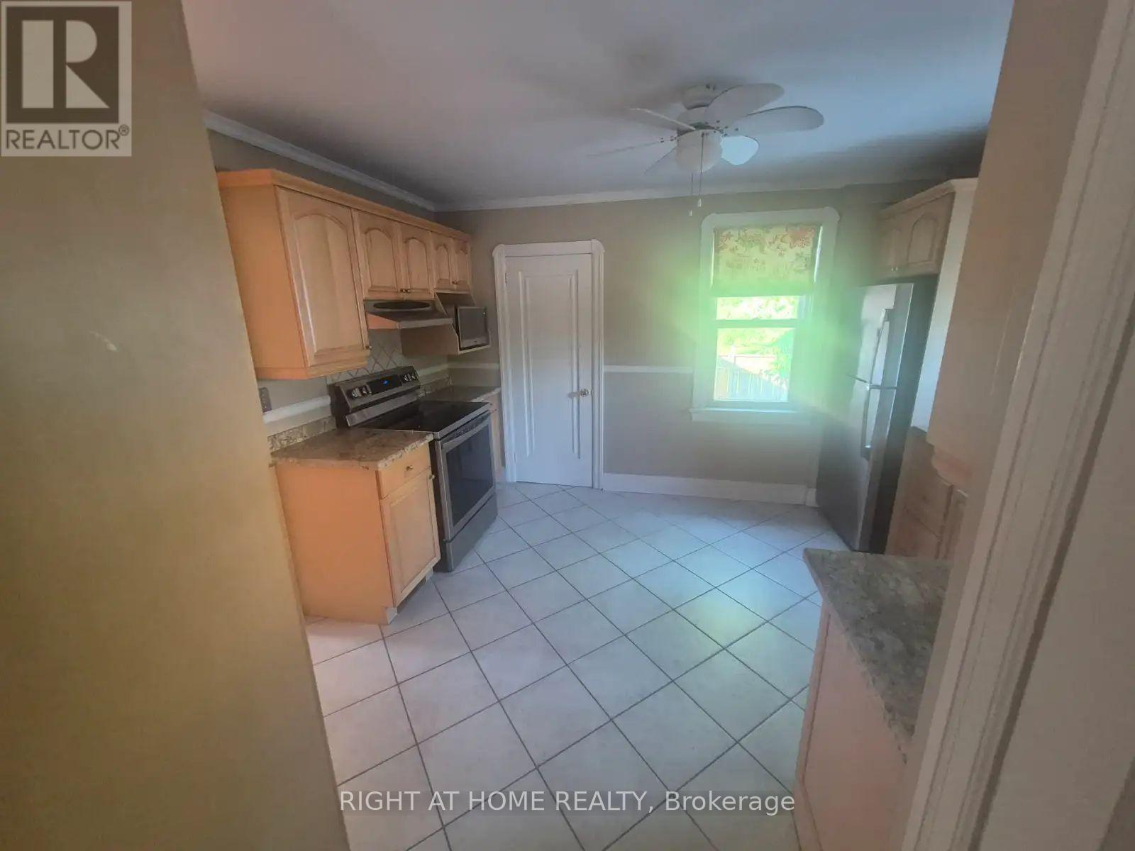755 Maple Avenue, Burlington, Ontario  L7S 2K1 - Photo 19 - W13681026