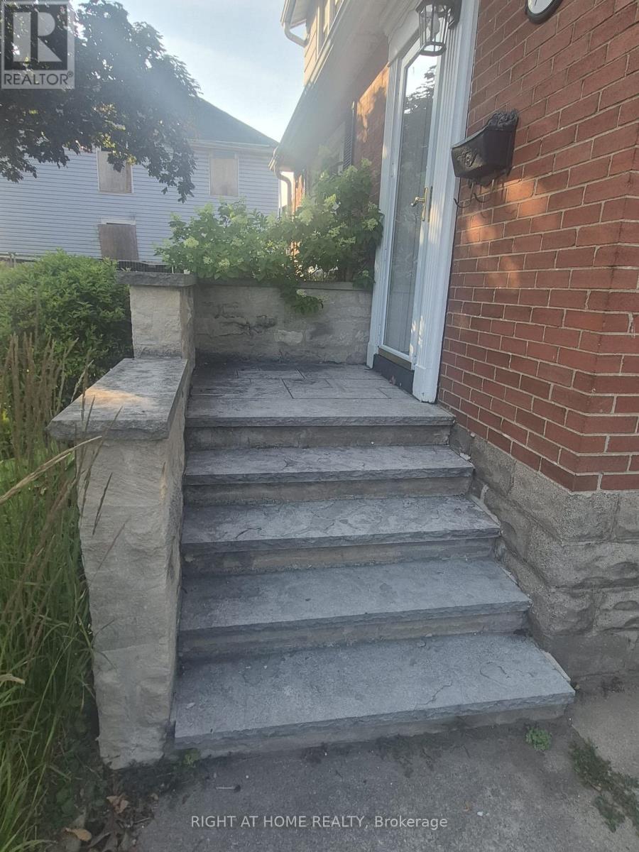 755 Maple Avenue, Burlington, Ontario  L7S 2K1 - Photo 23 - W13681026