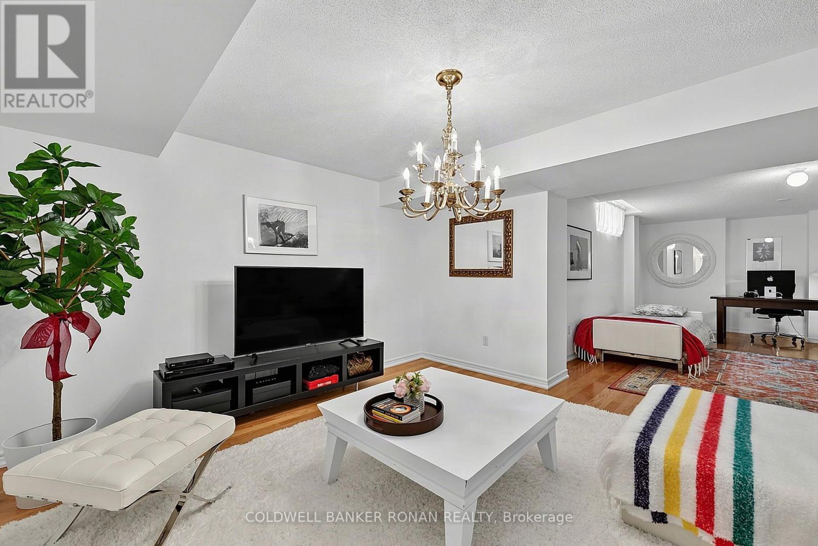 71 Cauthers Crescent, New Tecumseth, Ontario  L9R 0L2 - Photo 41 - N13526224
