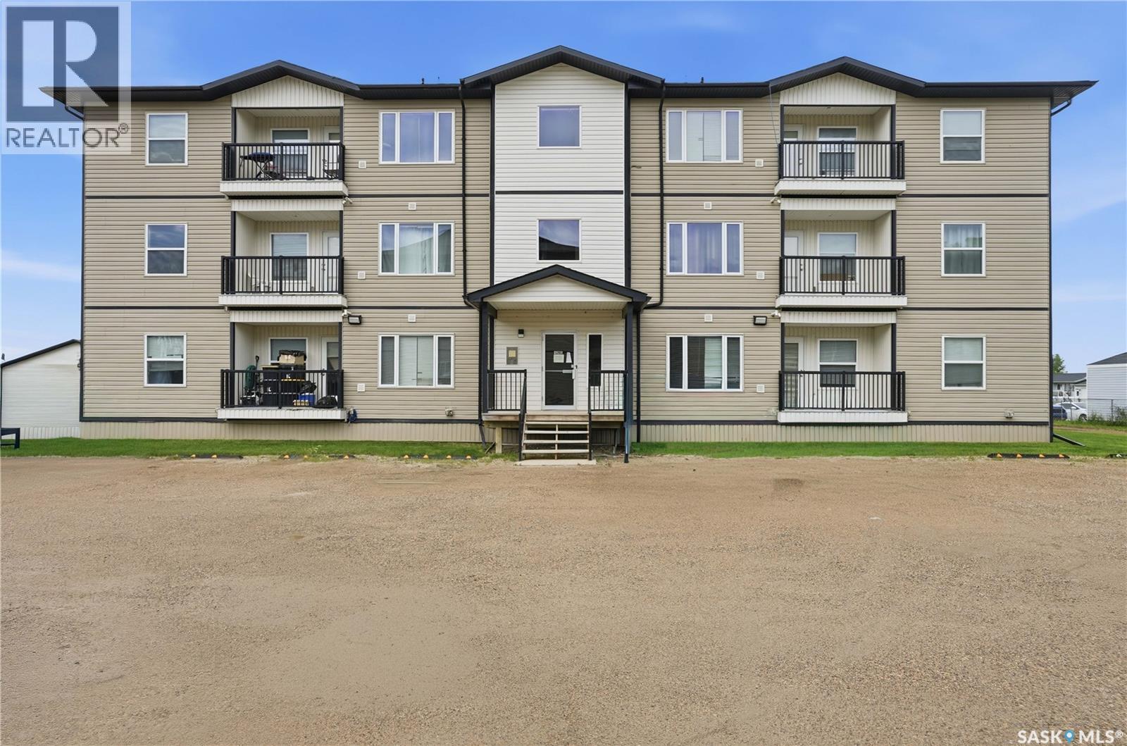 1202&1212 Dauncey Drive, Rocanville, Saskatchewan  S0A 3L0 - Photo 4 - SK044961