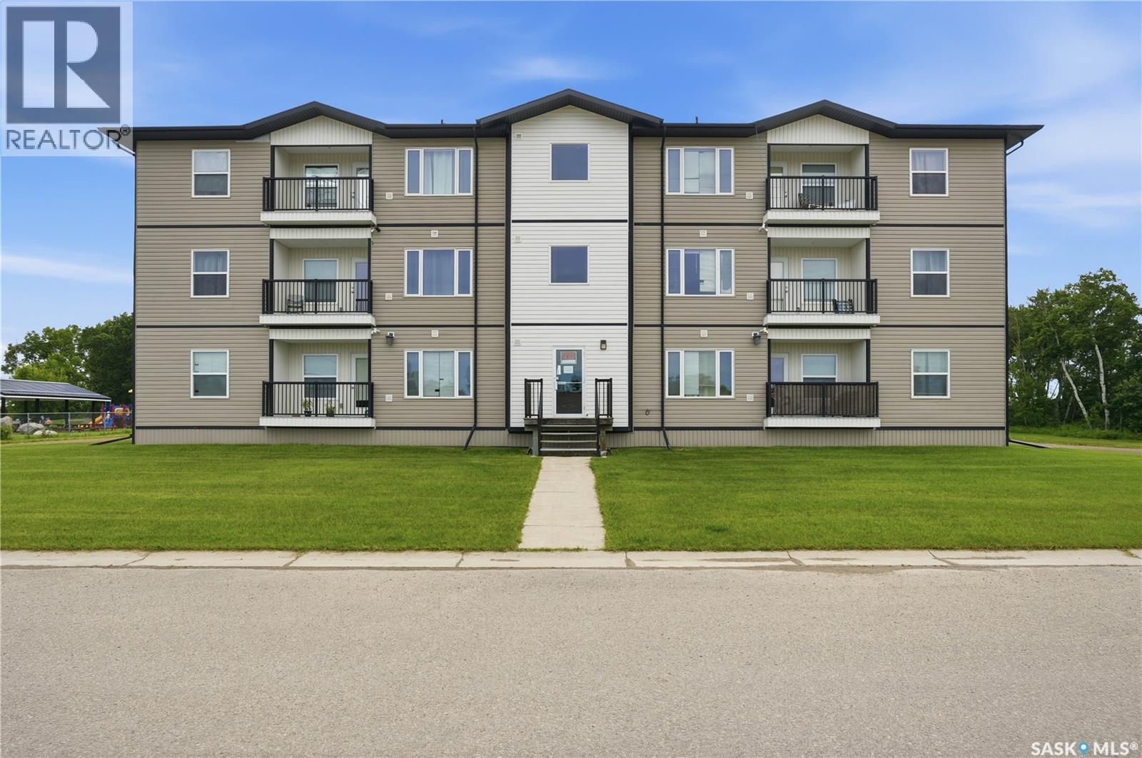 1202&1212 Dauncey Drive, Rocanville, Saskatchewan  S0A 3L0 - Photo 8 - SK044961