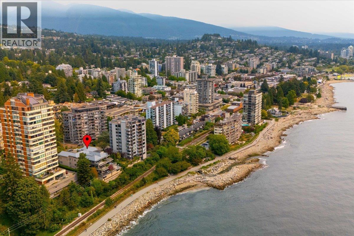 1952 Bellevue Avenue, West Vancouver, British Columbia V7V 1B5 - Photo 39 - R3154057