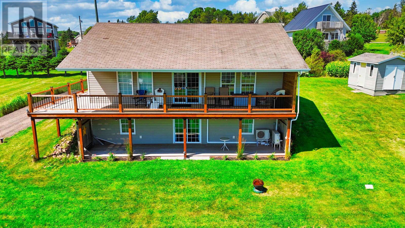 65 Riverview Dr, New London, Prince Edward Island  C0B 1M0 - Photo 2 - 202620537