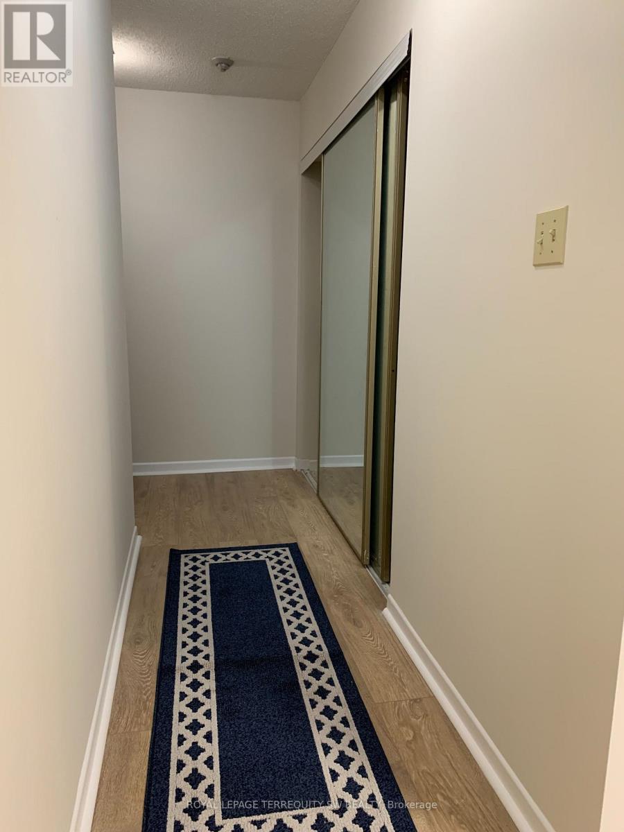 1212 - 44 St. Joseph Street, Toronto, Ontario  M4Y 2W4 - Photo 12 - C13681050