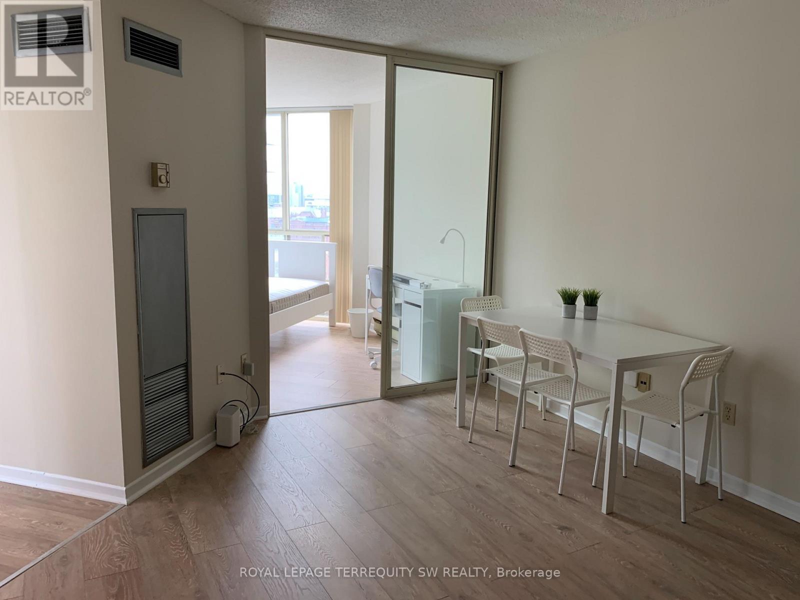 1212 - 44 St. Joseph Street, Toronto, Ontario  M4Y 2W4 - Photo 3 - C13681050